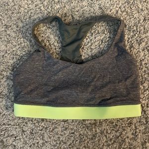 Lululemon sports bra